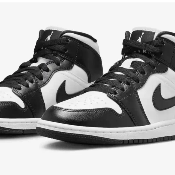 Jordan Shoes Nike Women Air Jordan Mid White Blk Panda Dv991